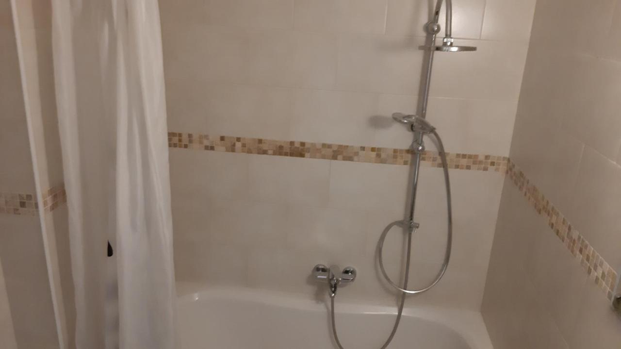 Brussels Louise Studio Apartman Kültér fotó